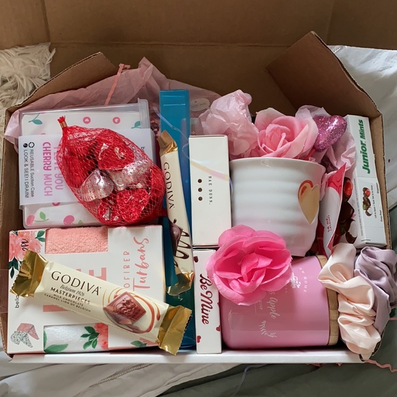 🔥14 items of Explosion♥️selfcare gift-box - Picture 3 of 16